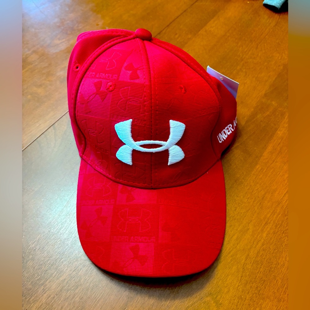 Under Armour red